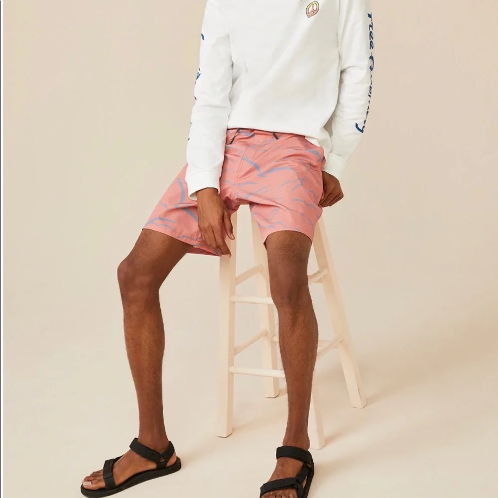 NWT Board shorts 32